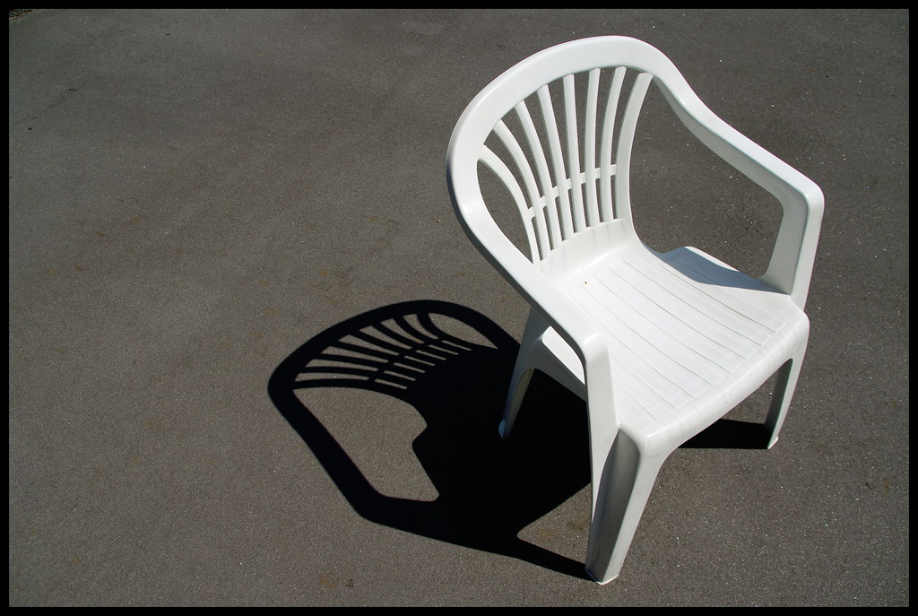 White Plastic Garden Chairs WHITE PLASTIC GARDEN CHAIRS WHITE PLASTIC