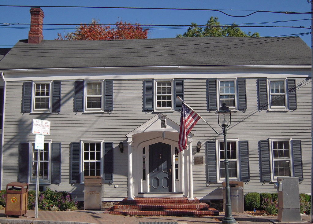 TAPPAN CHEST FREEZER