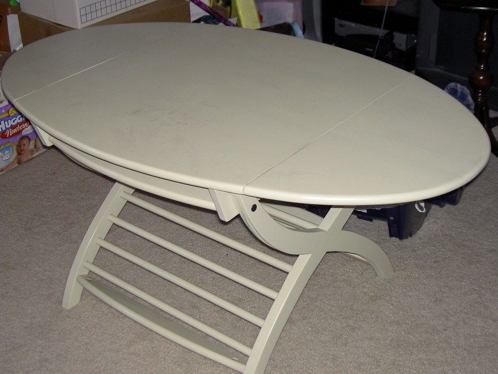 DROP LEAF COFFEE TABLE