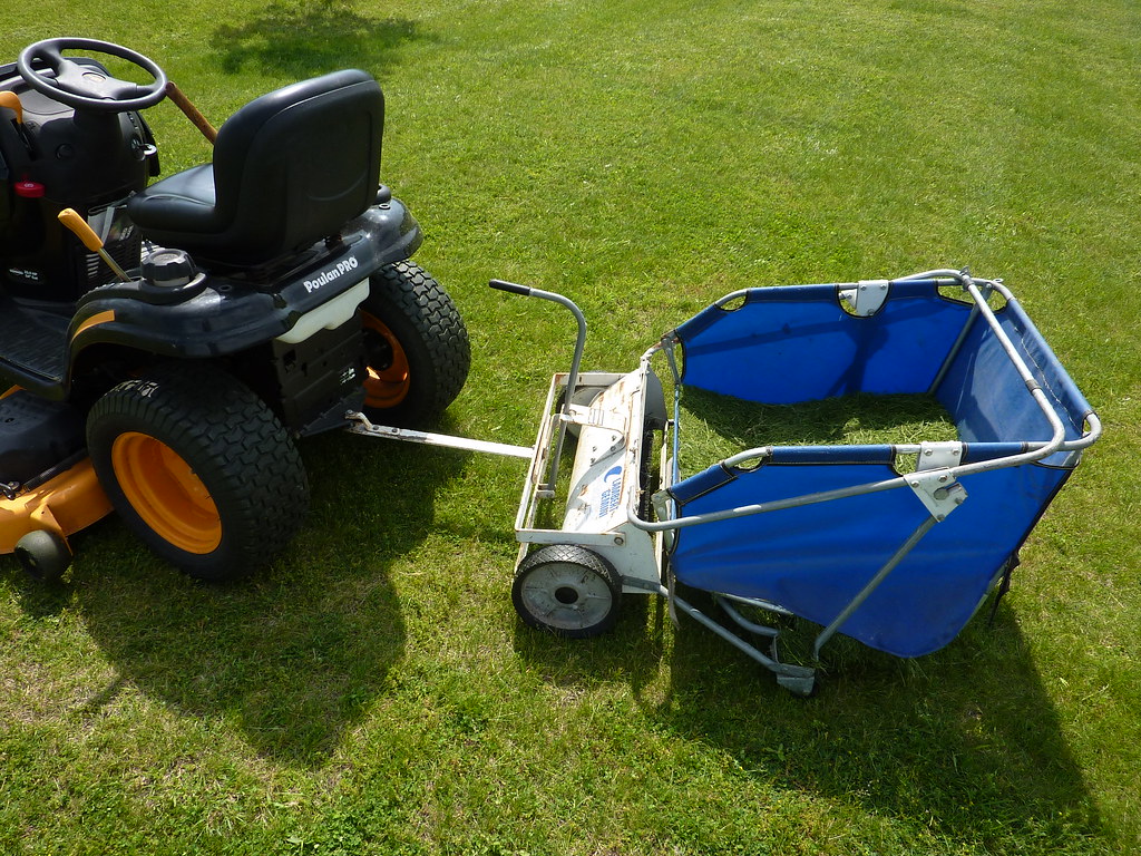 LAWN SWEEPERS FOR SALE | LAWN SWEEPERS FOR SALE