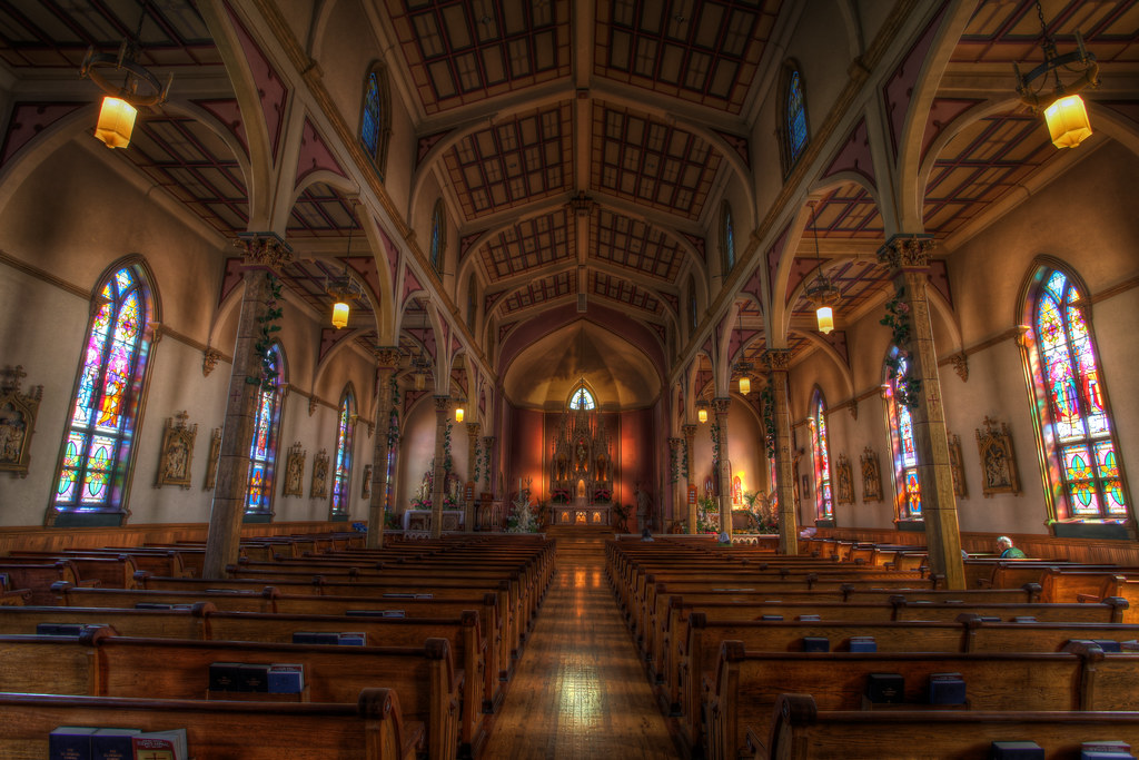 HOLY FAMILY CHURCH COLUMBUS OHIO
