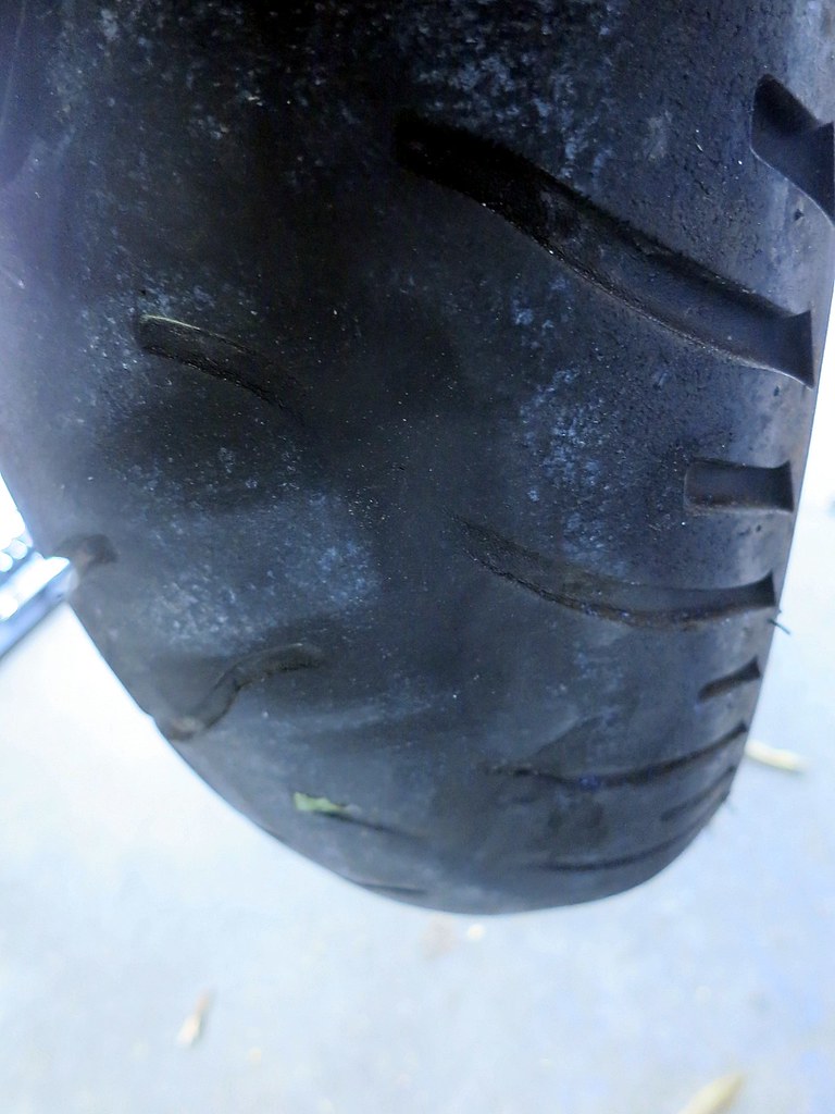 Used Motorcycle Tires 26 INCH RIMS AND TIRES