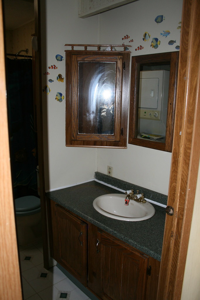 MOBILE HOME REFRIGERATOR