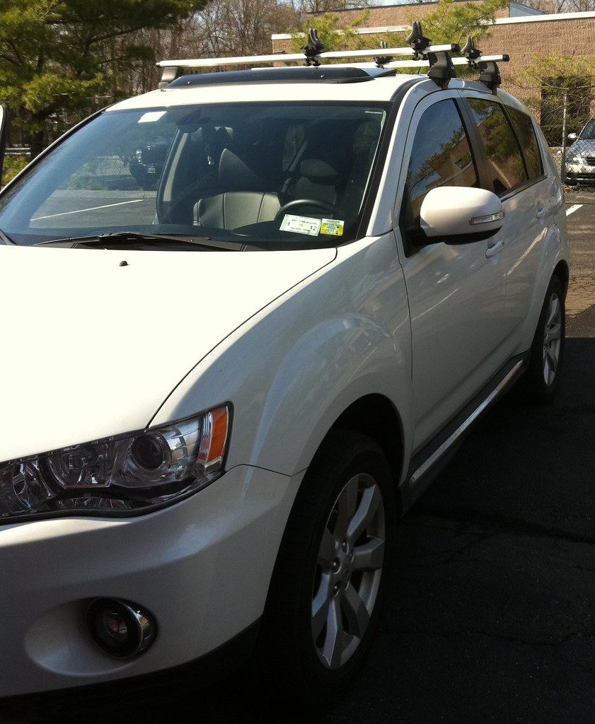 Thule Aero Bars BAR STOOLS BRISBANE