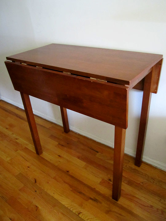 Drop Leaf Tables For Small Spaces CORNER DESKS FOR SMALL SPACES