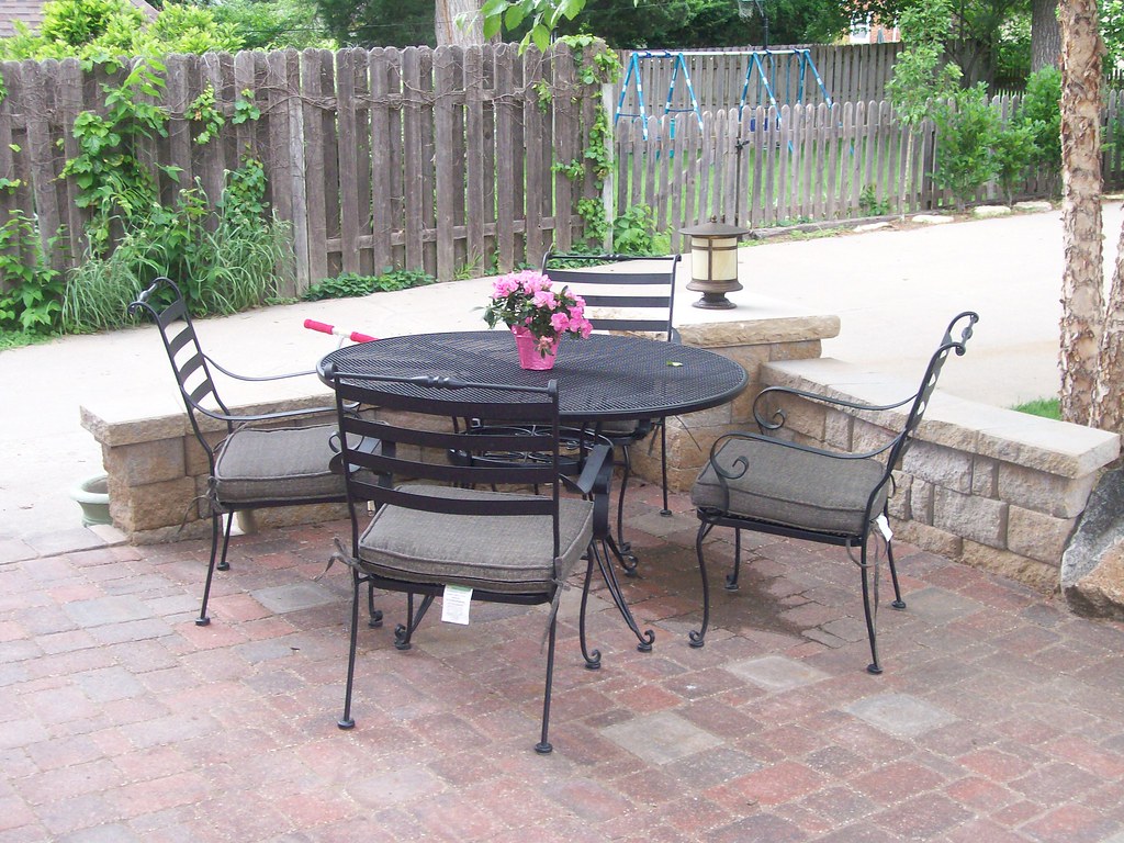 REPLACEMENT GLASS PATIO TABLE TOP