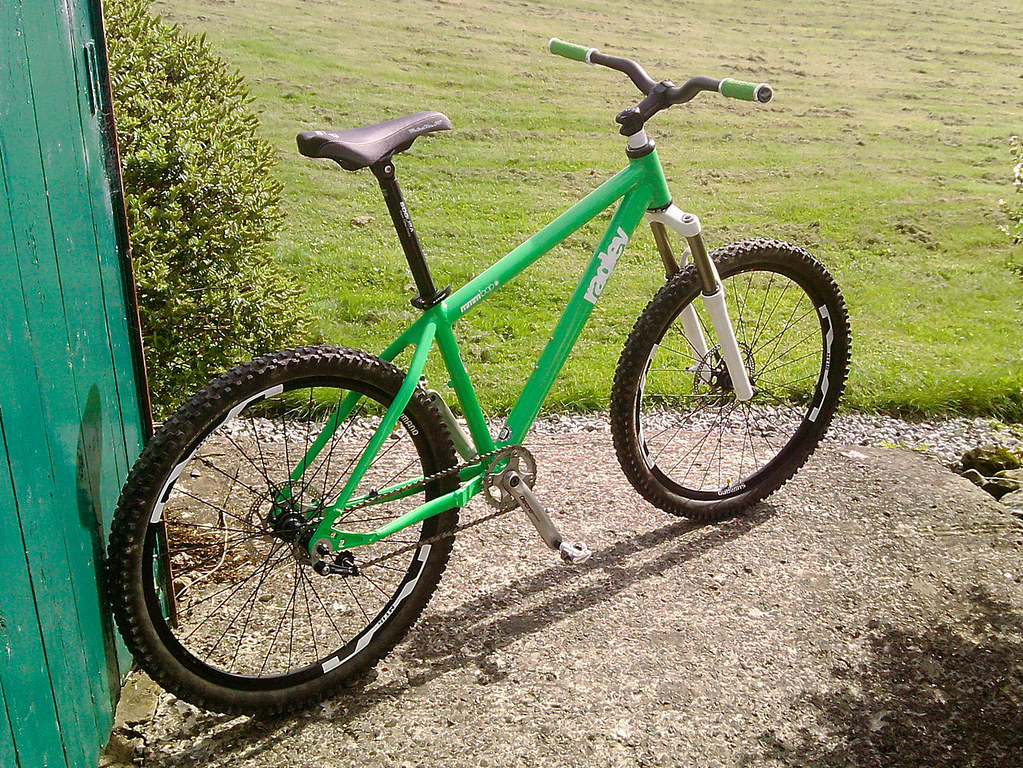 LIME GREEN MOUNTAIN BIKE