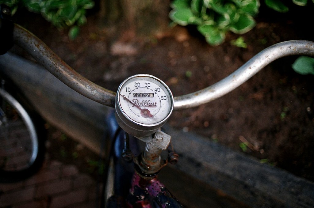 RETRO BICYCLE SPEEDOMETER