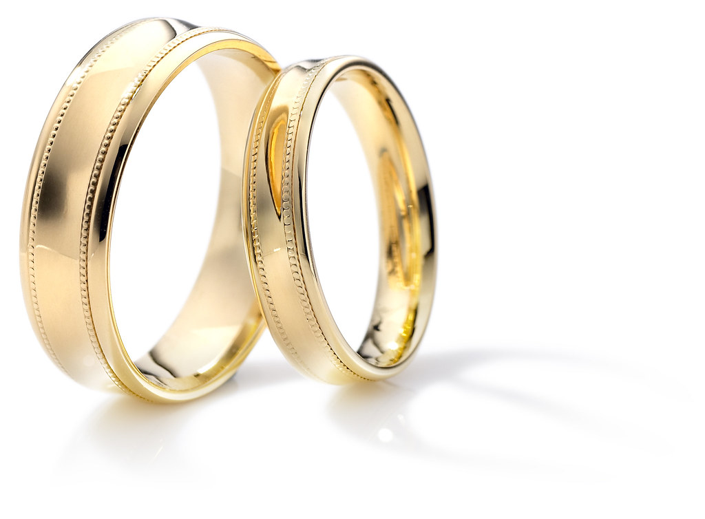 GOLD WEDDING BAND RINGS. BAND RINGS 14 KARAT GOLD VALUE