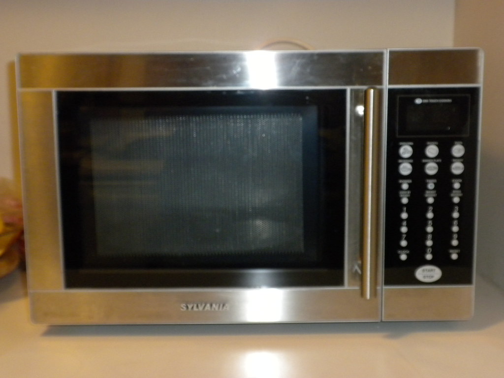 DRY CLOTHES MICROWAVE