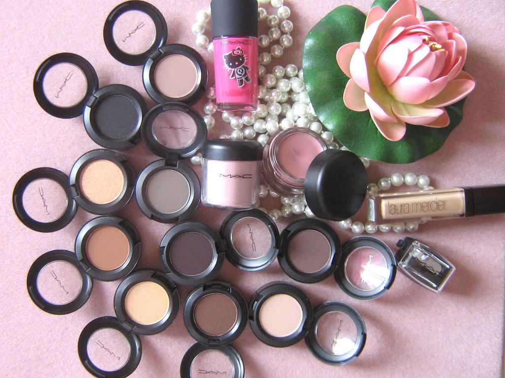 FIND DISCONTINUED MAKEUP. DISCONTINUED MAKEUP AIRBRUSH MAKE UP ARTIST