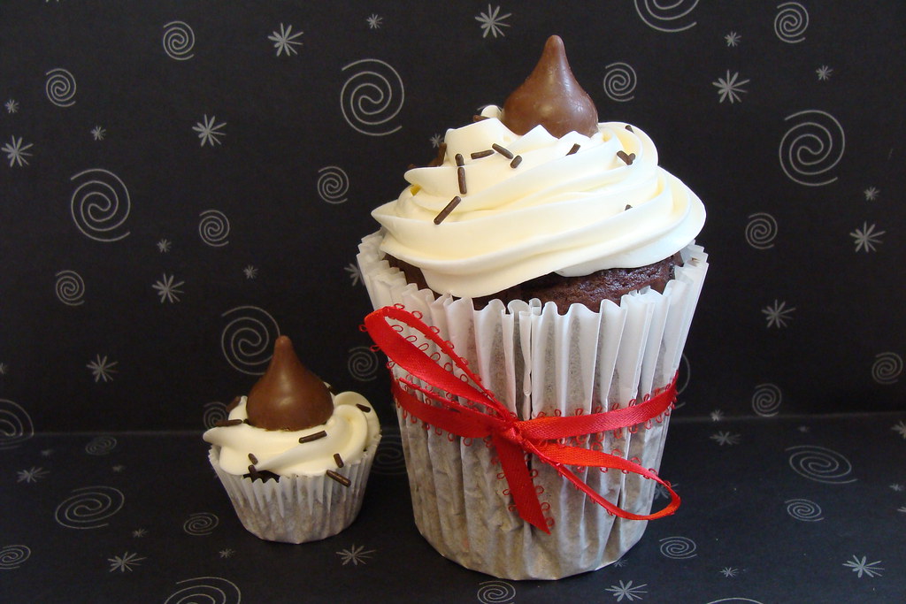 SOFINA KING SIZE AIR BED Sofina king size air bed Air matresses.