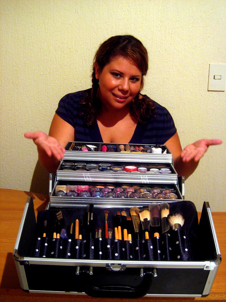 MAKEUP CASES MAKEUP BEAUTIFUL NATURAL MAKEUP Blog.hr