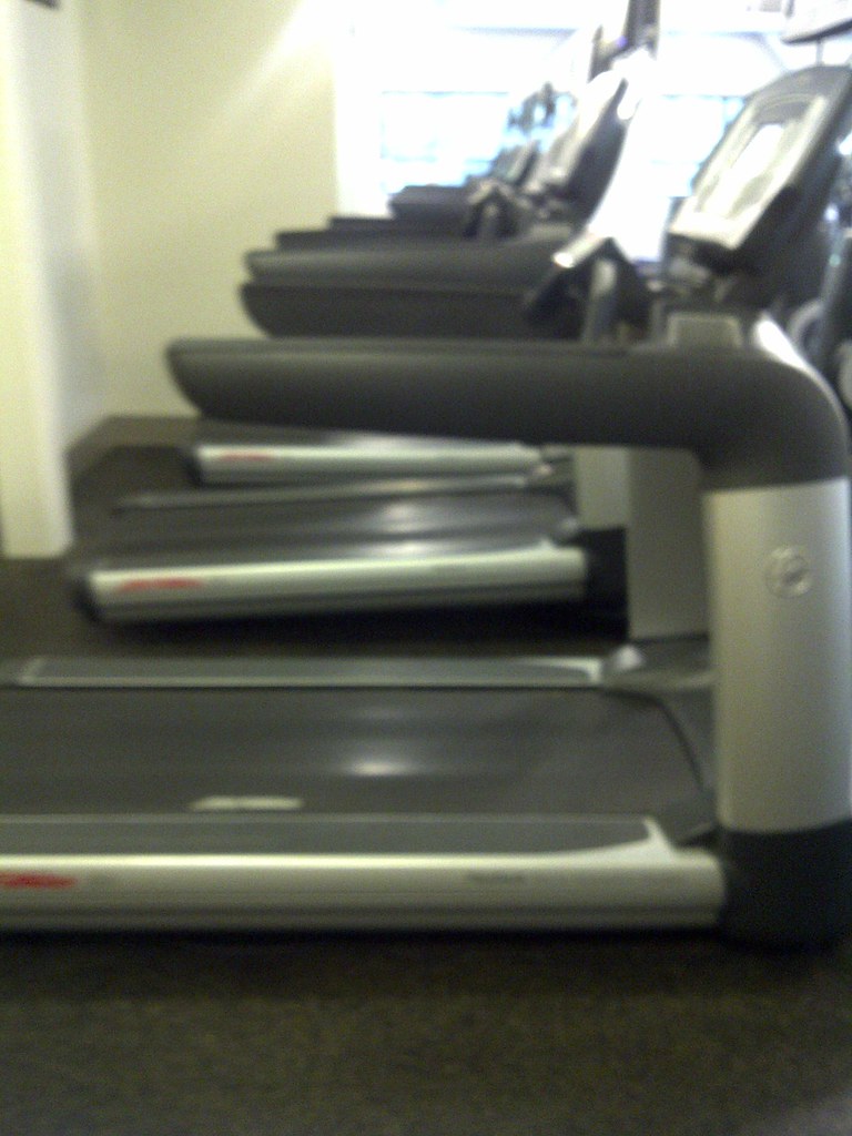 VISION FITNESS T9450 FOLDING TREADMILL. T9450 FOLDING TREADMILL