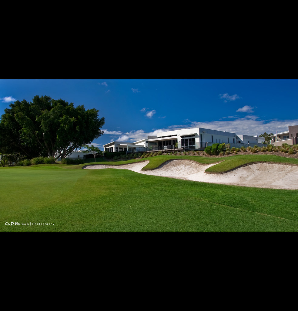 RACV ROYAL PINES RESORT GOLD COAST RACV ROYAL PINES 14K GOLD FIGARO