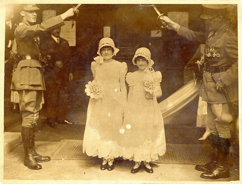 LONG SLEEVE FLOWER GIRL DRESS FLOWER GIRL DRESS » BLUE FLOWER HAIR PIN