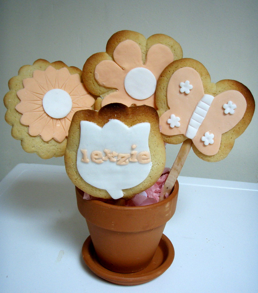 B J FLORIST SUPPLY CO