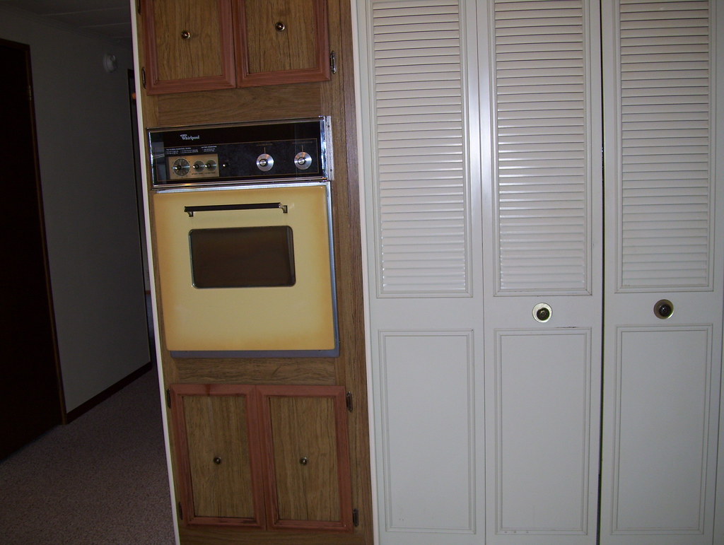 24 WALL OVEN MICROWAVE COMBO