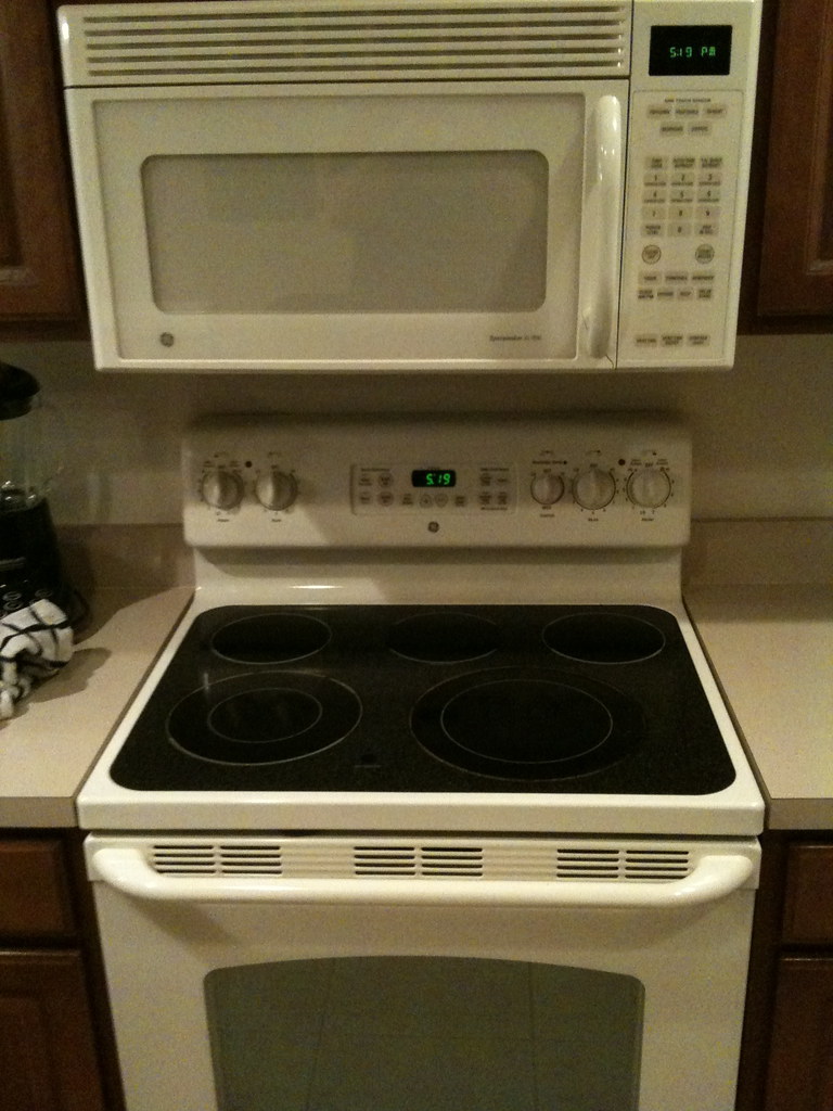 27 BUILT IN MICROWAVE