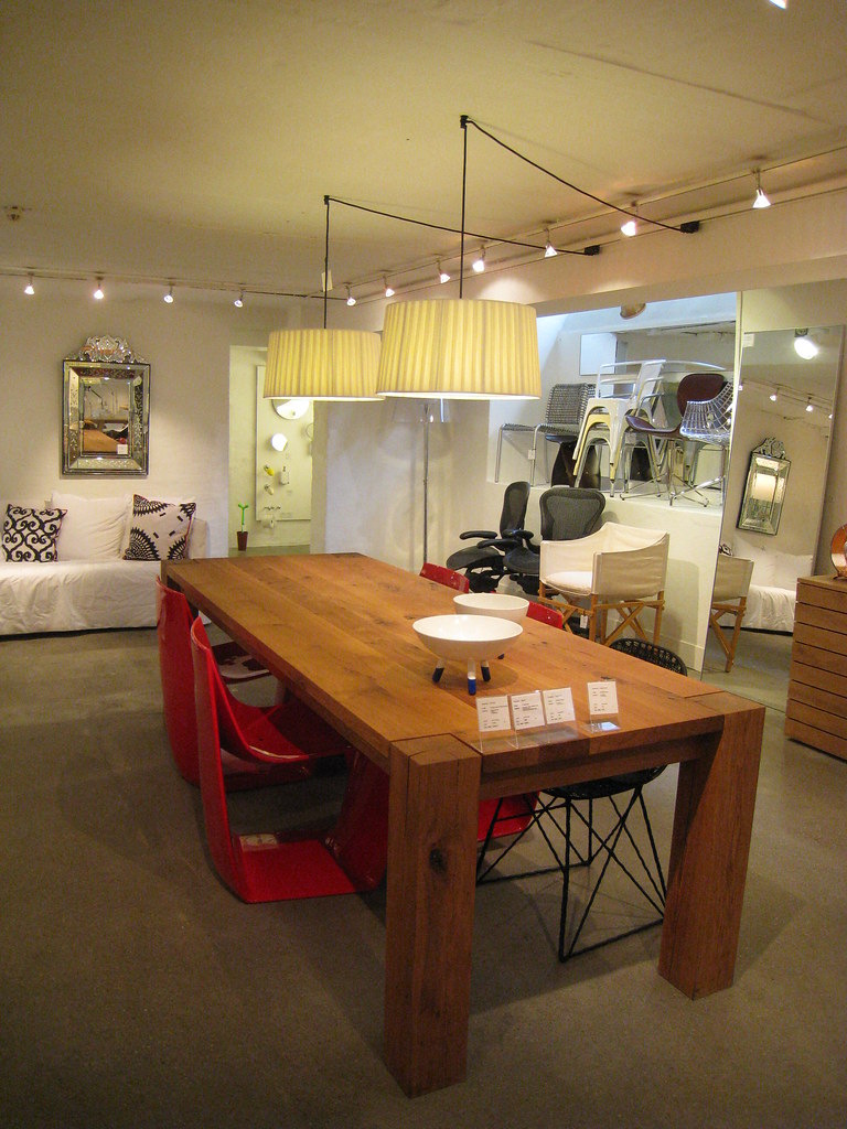 ASHLEY FURNITURES STORE