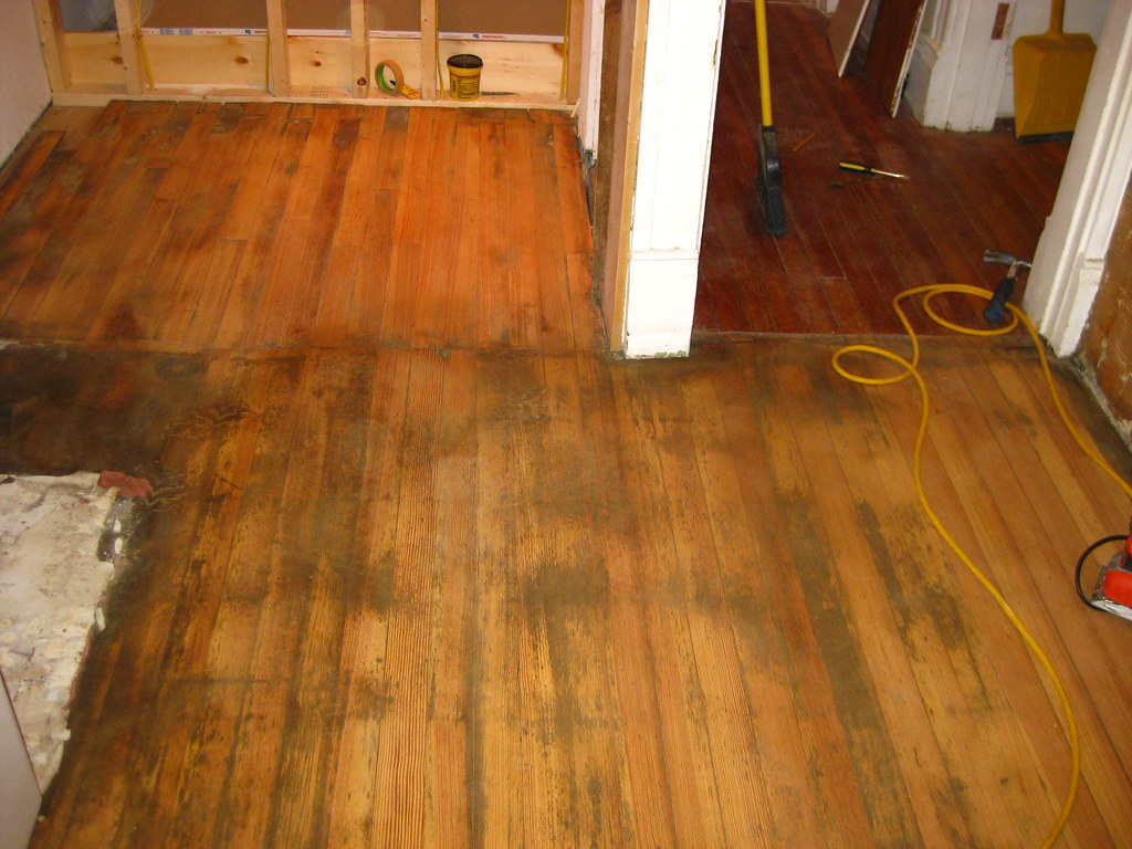DIY REFINISH HARDWOOD FLOORS. DIY REFINISH AMAZING FLOORS