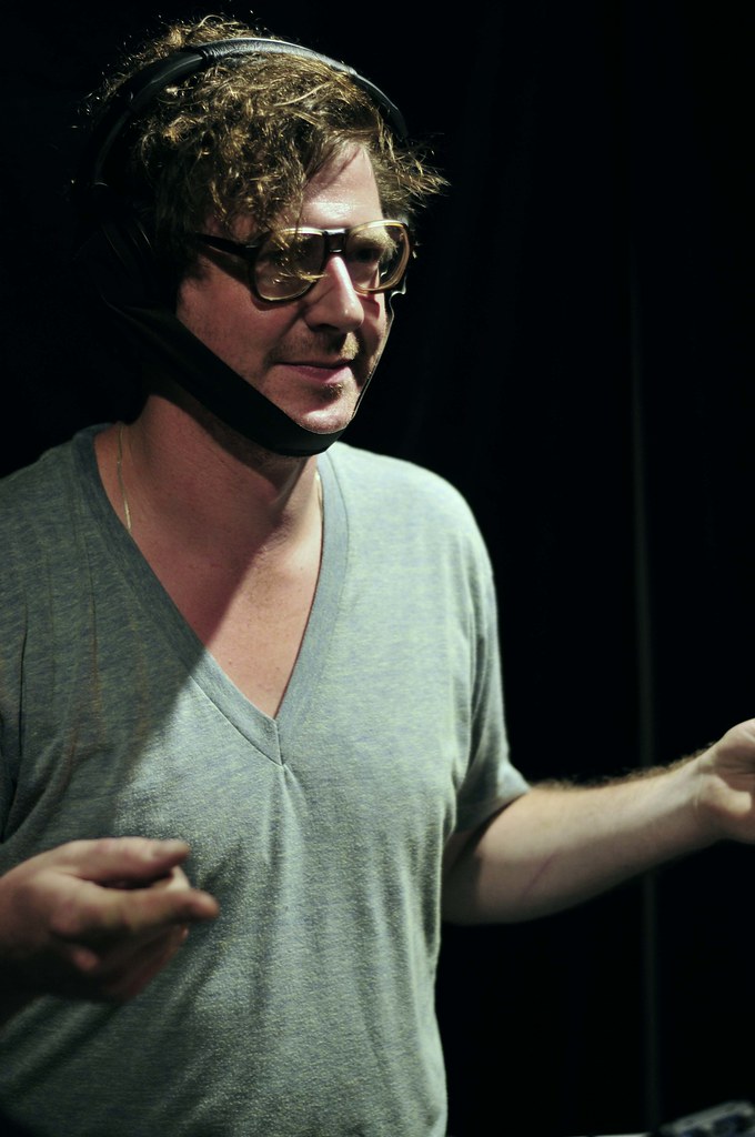 REPORTER WIRELESS DRIVEWAY ALARM DRIVEWAY ALARM ALARM