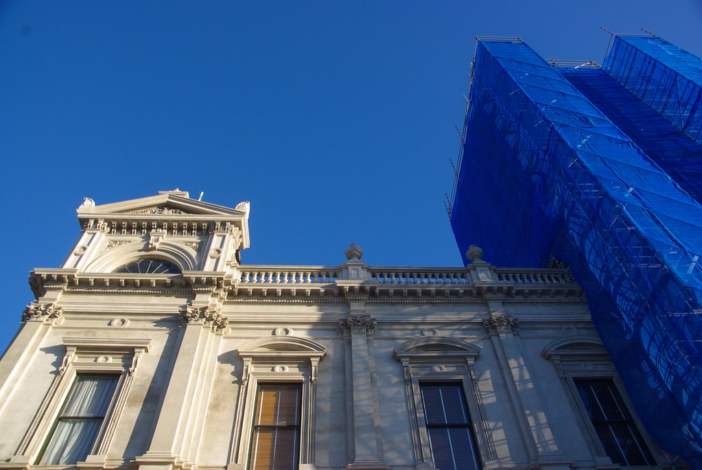 AMERCAN FURNITURE WAREHOUSE