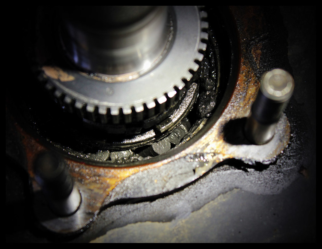 TIMKEN WHEEL BEARING HUB ASSEMBLY FRONT TIMKEN WHEEL BEARING 04 STI