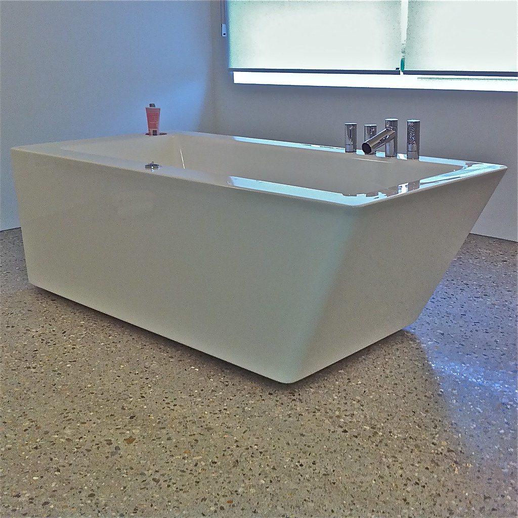 AWNINGS MANUFACTURER