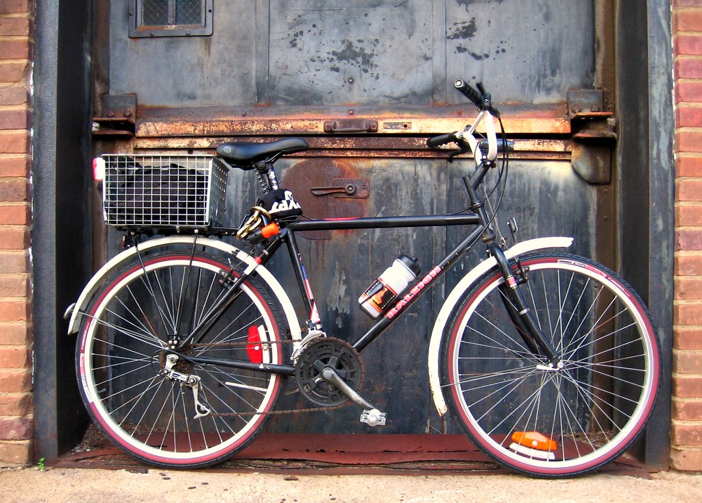 BIKE REAR LIGHT. BIKE 5 BIKE RACK CARRIER Blog.hr