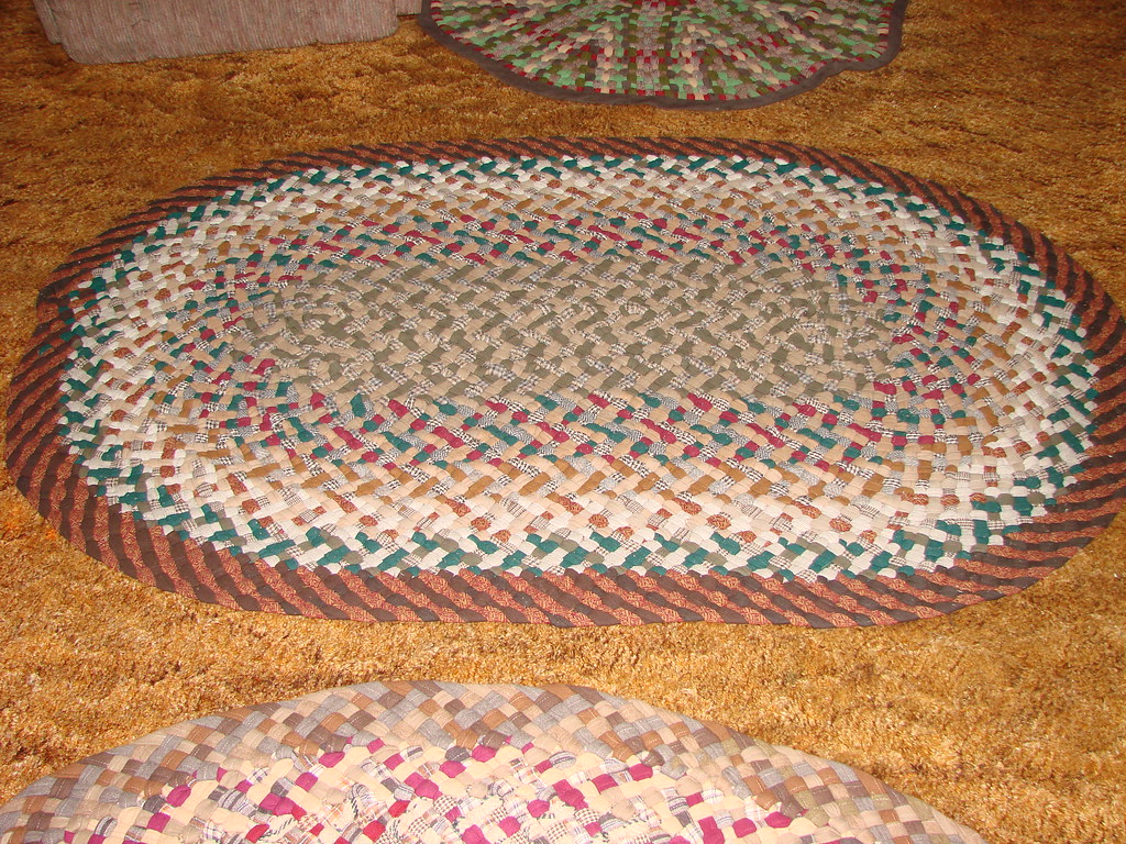 RUGS WITH BORDERS WITH BORDERS 9 FOOT ROUND RUGS