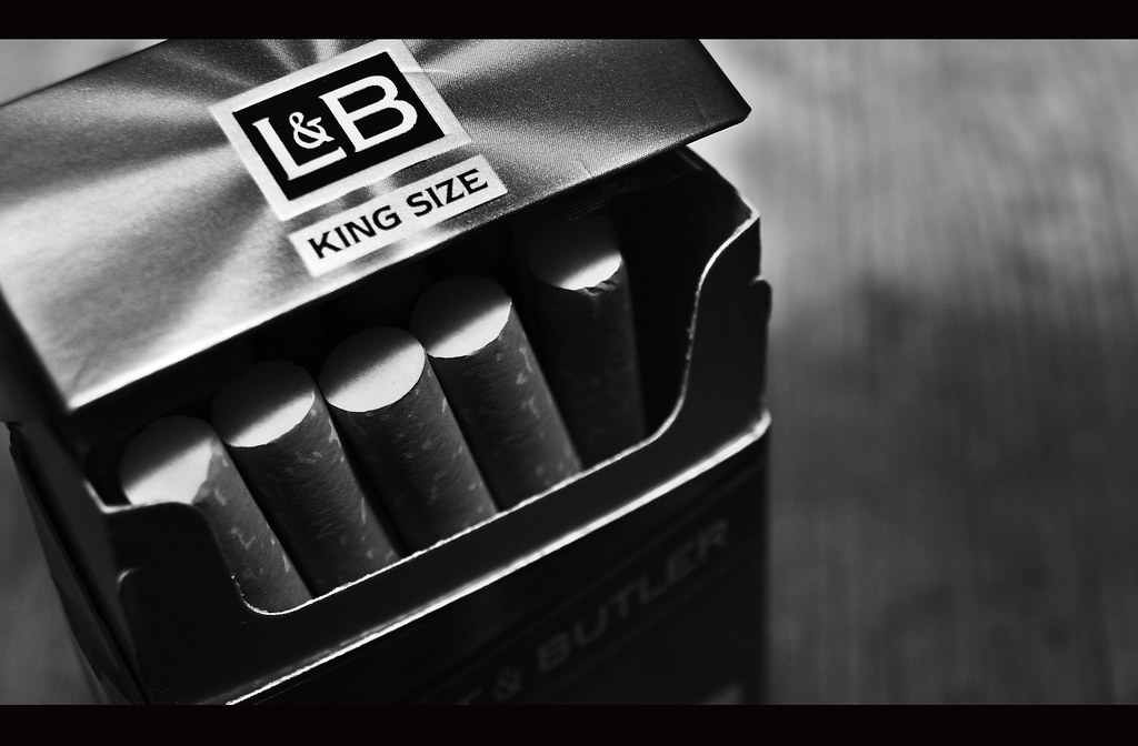 SOFINA KING SIZE AIR BED Sofina king size air bed Air matresses.