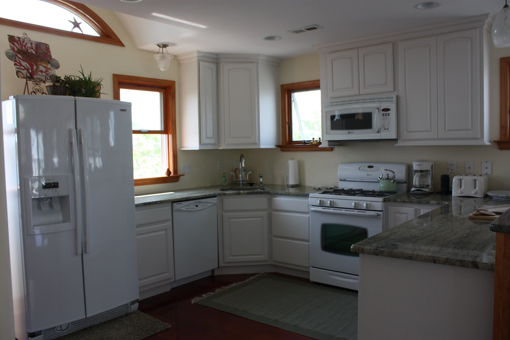 AVERAGE MICROWAVE WATTAGE