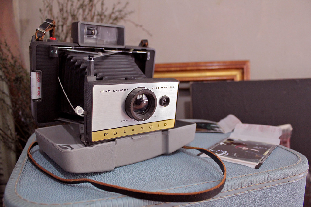 OLD POLAROID CAMERA FILM OLD POLAROID 1080P COMPACT CAMERA