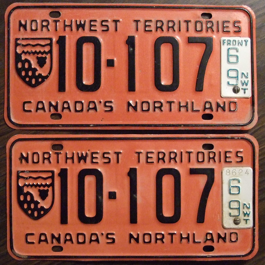 NORTHWEST TERRITORY QUEEN SIZE RAISED AIR BED Northwest Territory