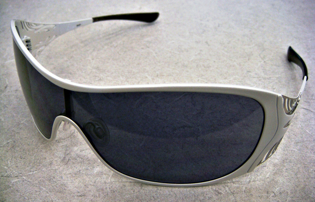 OAKLEY LIV SUNGLASSES. LIV SUNGLASSES 2011 DIOR SUNGLASSES