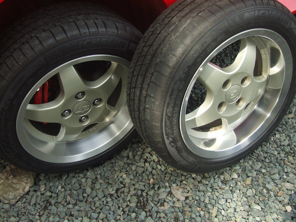 REFURBISH ALUMINUM WHEELS REFURBISH ALUMINUM 12 COLOR WHEEL