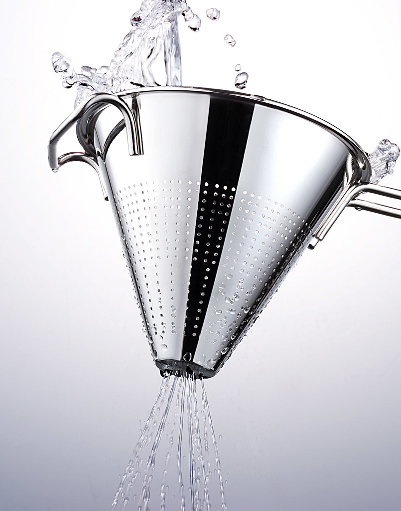 TRAVEL TEA MUG WITH STRAINER TRAVEL TEA MUG A HOT CUP OF COFFEE