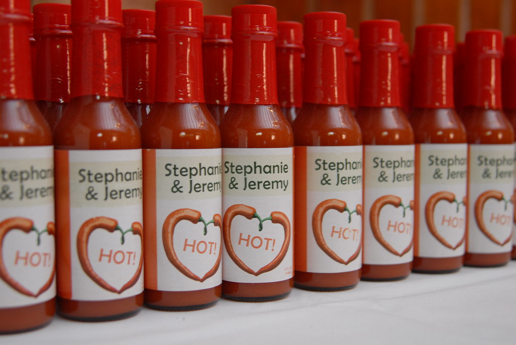 HOT SAUCE WEDDING FAVORS WEDDING FAVORS CANDY FAVORS FOR WEDDINGS
