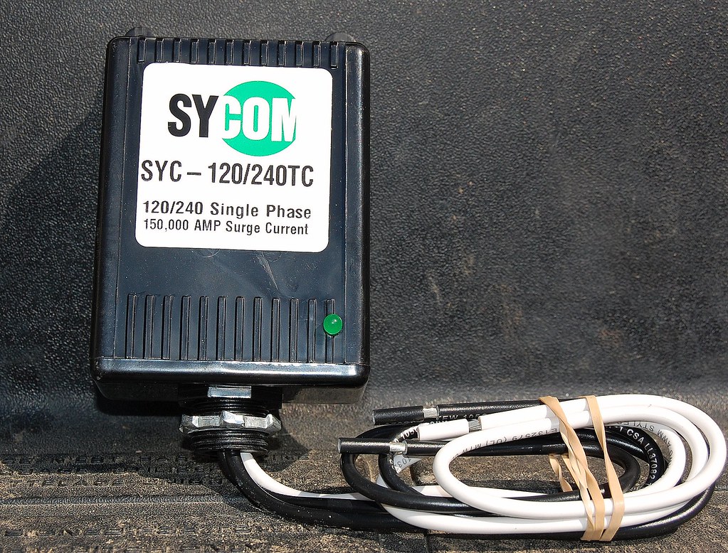 SURGE PROTECTOR NOISE FILTER. SURGE PROTECTOR AUSTRALIA