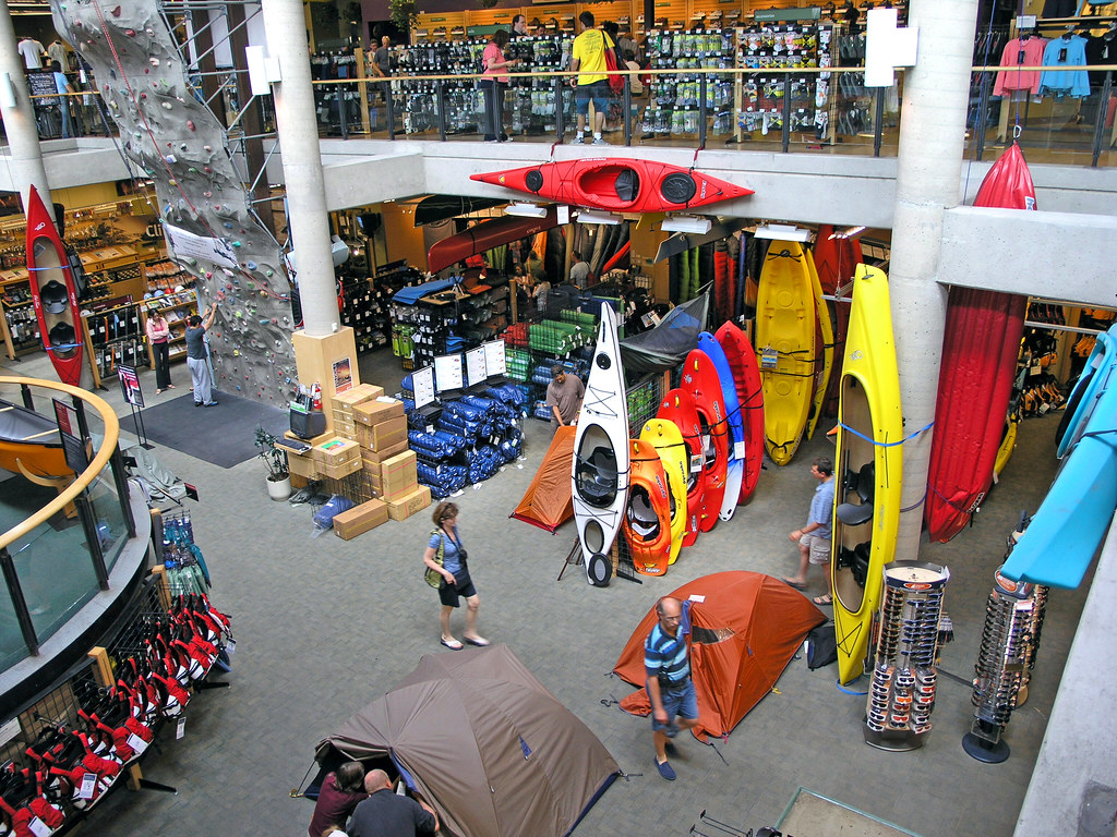 SPORTS EQUIPMENT STORES TORONTO STORES TORONTO AUDIO VISUAL