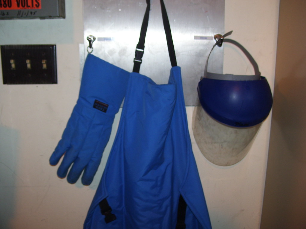 USED SAFETY EQUIPMENT USED SAFETY AETNA DURABLE MEDICAL EQUIPMENT