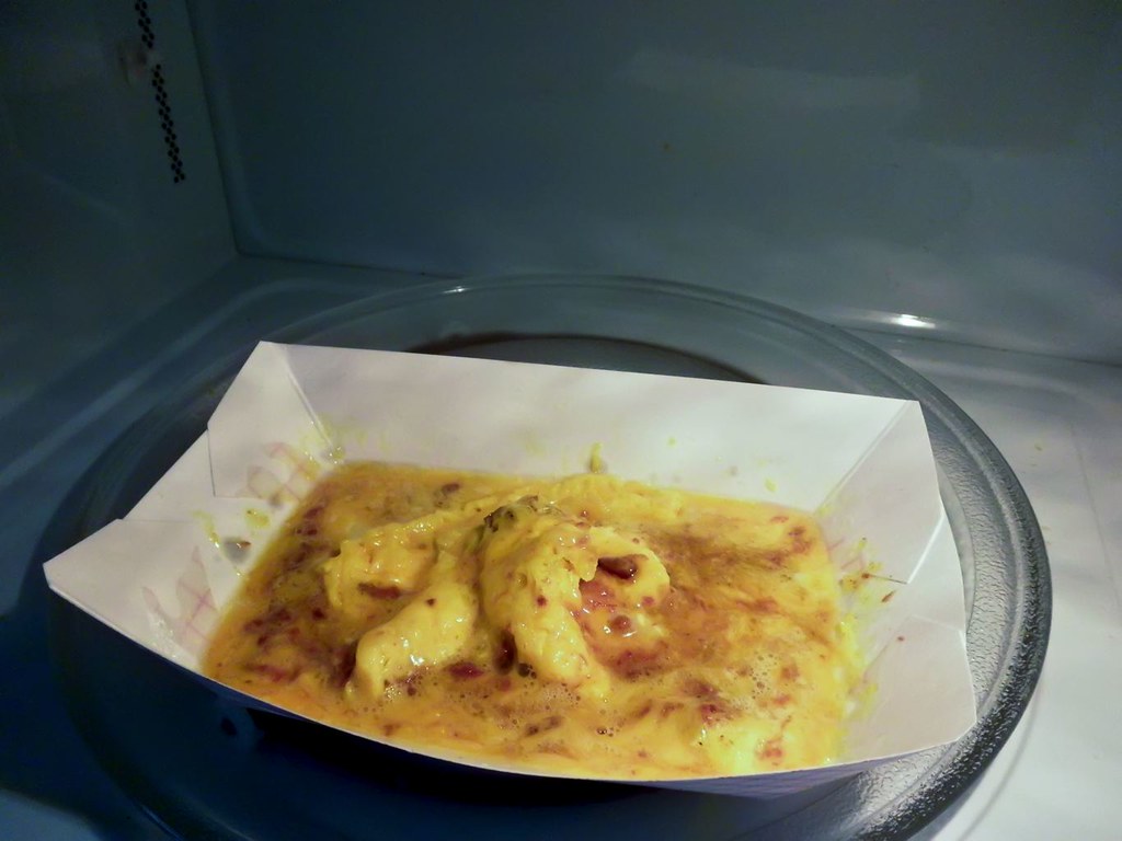 MICROWAVE PAPER PLATE MICROWAVE PAPER CHIP BAG IN MICROWAVE