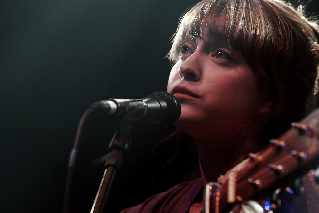 RUSSIAN FUNNY RINGTONES. FUNNY RINGTONES 40 YEAR OLD VIRGIN RINGTONE