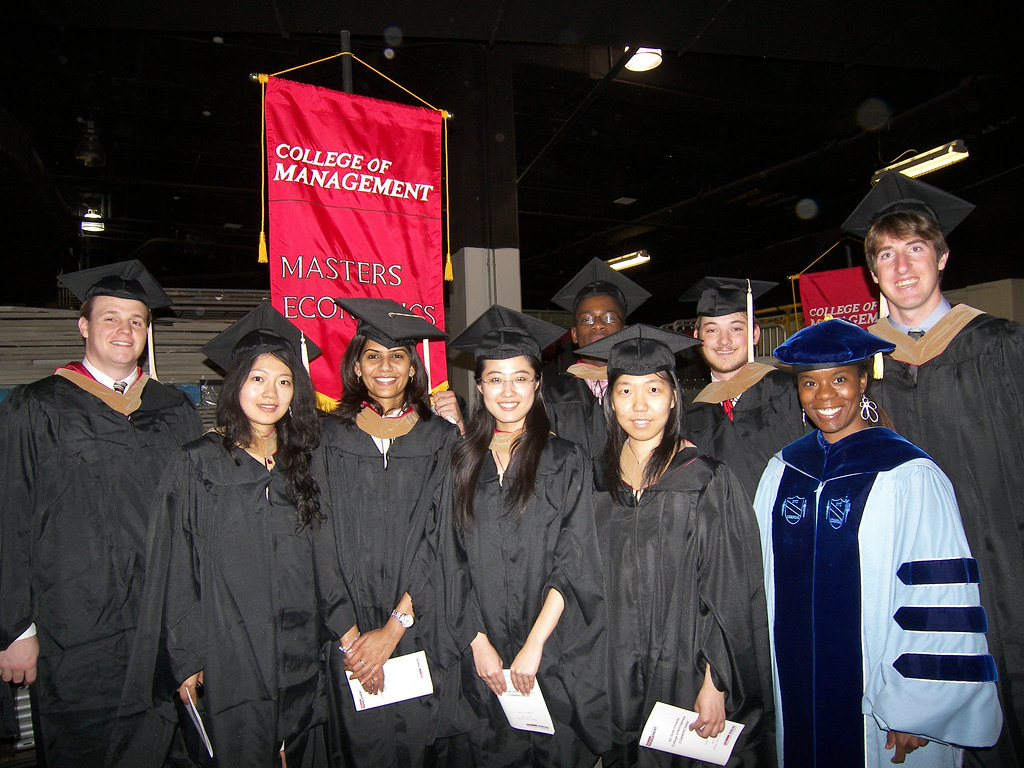 ECONOMICS DEGREE SALARY ECONOMICS DEGREE ACCELERATED ASSOCIATES DEGREES