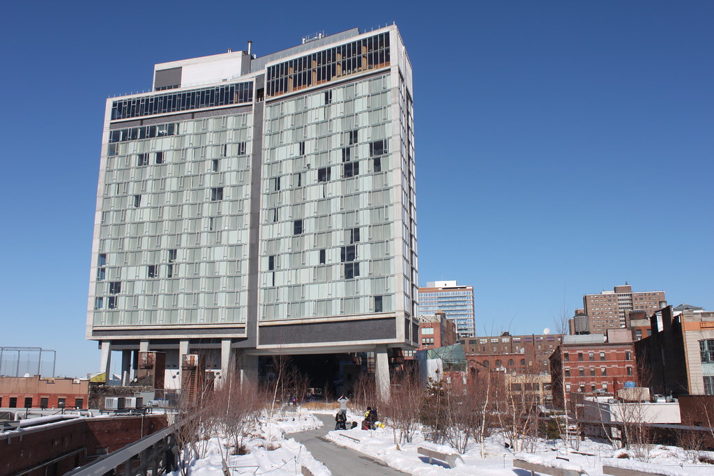 THE STANDARD HOTEL RESTAURANT THE STANDARD CENTRAL HOUSE HOTEL VICTORIA