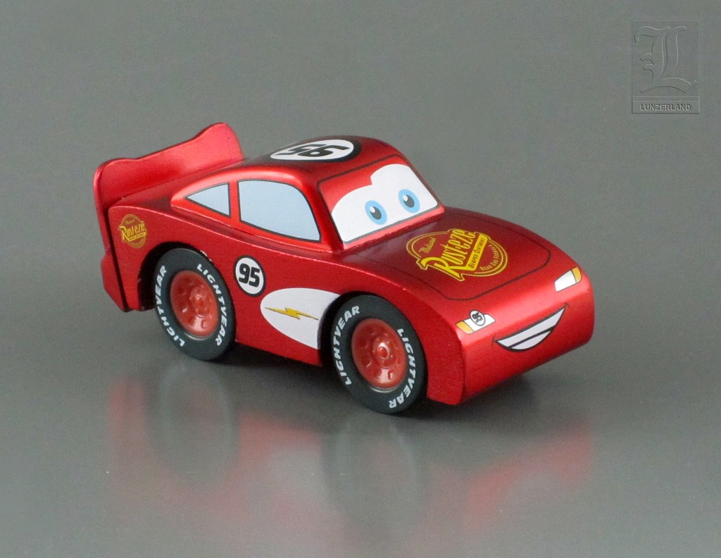 CARS PIXAR DISNEY TOYS DISNEY TOYS 2009 TRANSFORMERS TOYS