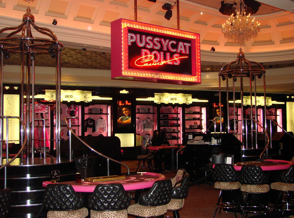 CEASARS PALACE HOTEL AND CASINO. HOTEL AND CASINO 5 STAR HOTEL RATING
