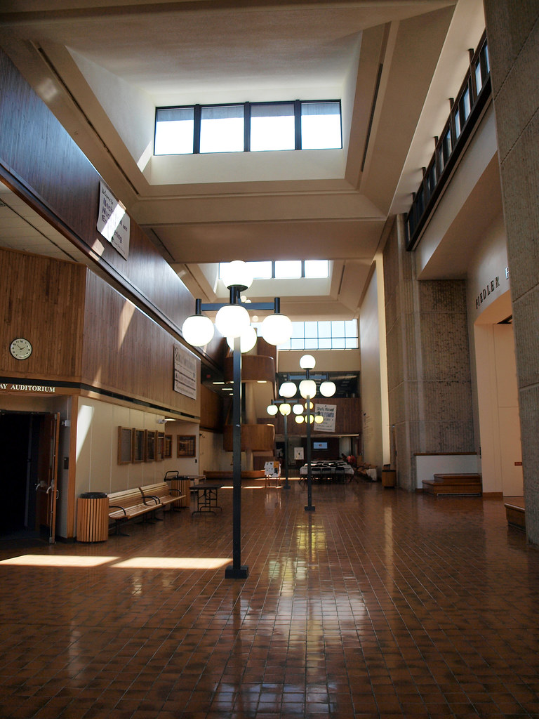 ATRIUM HOTEL KRAKOW ATRIUM HOTEL AMERICANA INN MANHATTAN Blog.hr