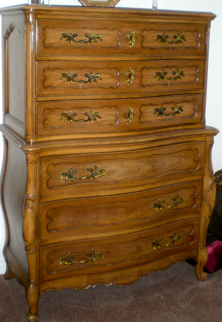 LARGE BEDROOM DRESSERS. BEDROOM DRESSERS Large Bedroom Dressers. Desk